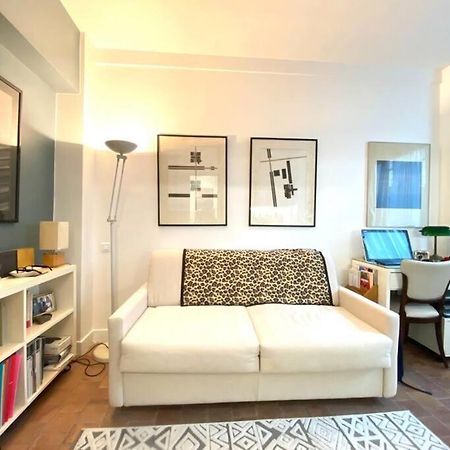Tres Joli Studio En Plein Coeur Du 11Eme Paris Dış mekan fotoğraf